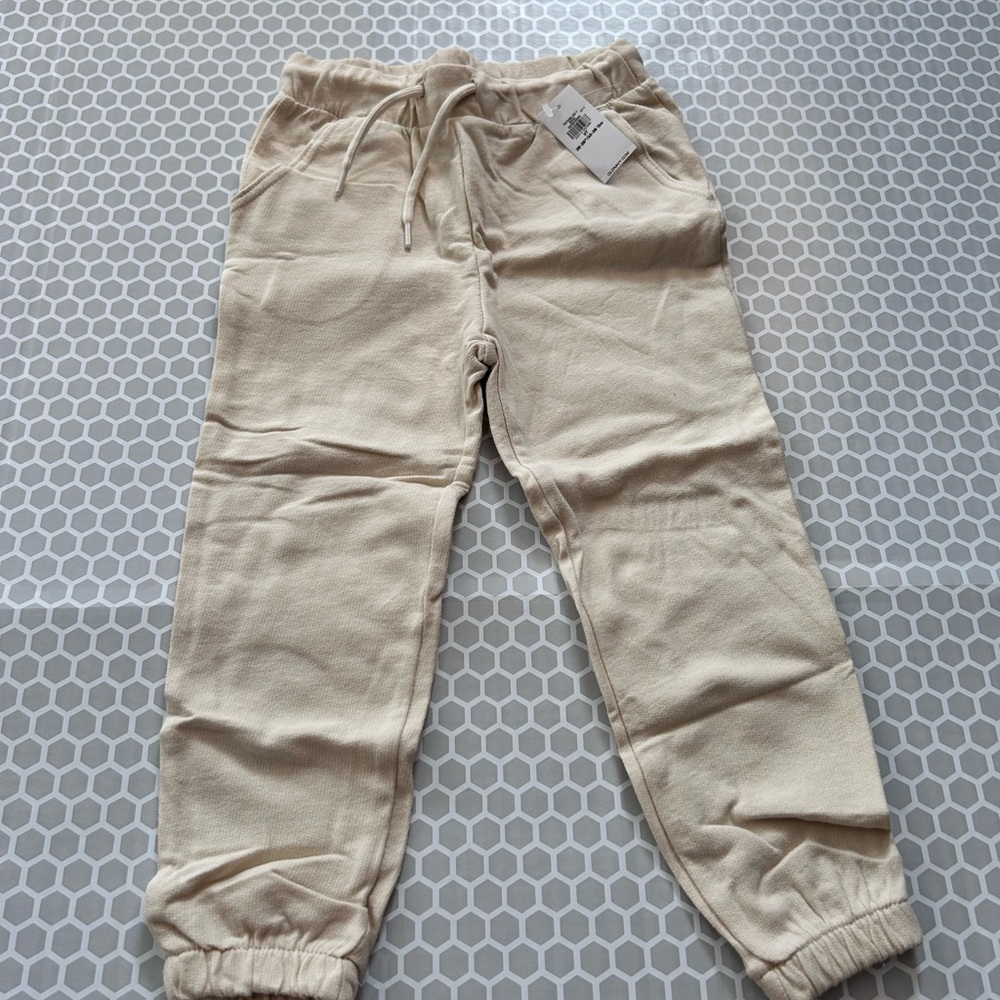 NWT Old Navy Cream/Tan Kids Drawstring Joggers Size 3T